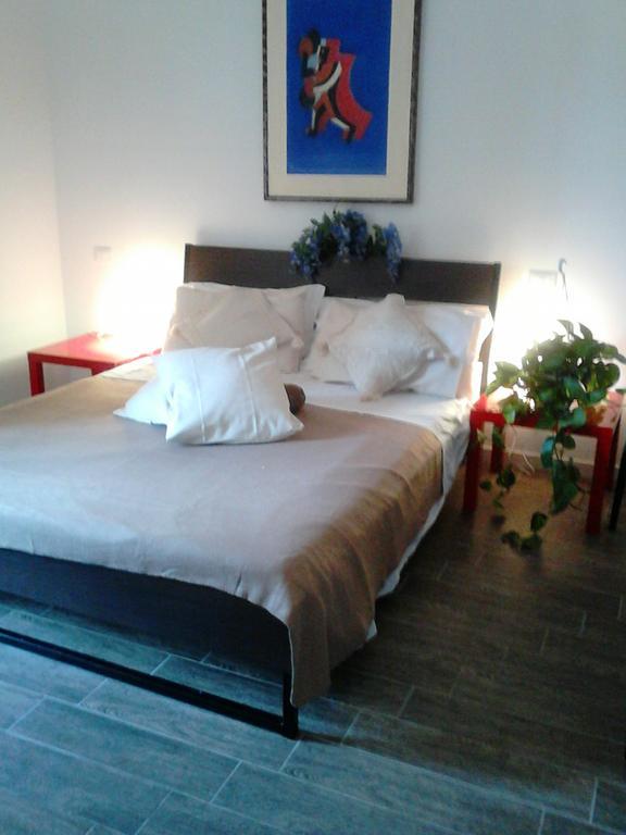 Hotel Le Ciel D'Orphee Pisa Habitación foto